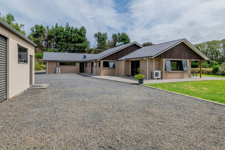 Photo of property in 34 Denton Road, Levin, 5571