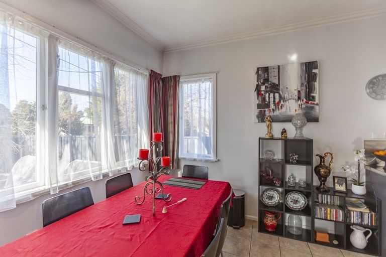 Photo of property in 205 Tudor Avenue, Mayfair, Hastings, 4122