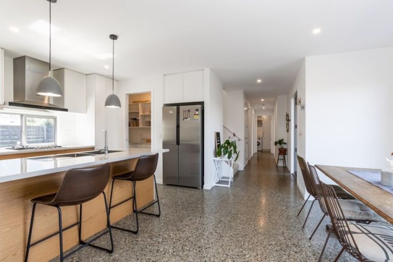 Photo of property in 6 Polperro Court, Jacks Point, Queenstown, 9371