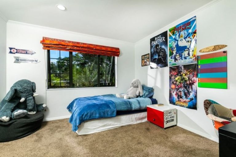 Photo of property in 29 Almond Grove, Greenhithe, Auckland, 0632