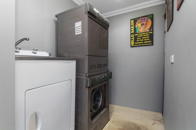 Photo of property in 7 Christopher Way, Paparangi, Wellington, 6037