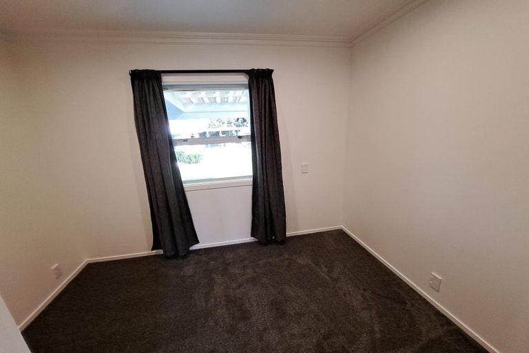 Photo of property in 97 Broadway, Waitara, 4320