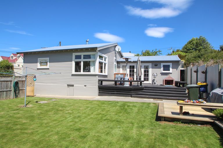 Photo of property in 42a Till Street, South Hill, Oamaru, 9400