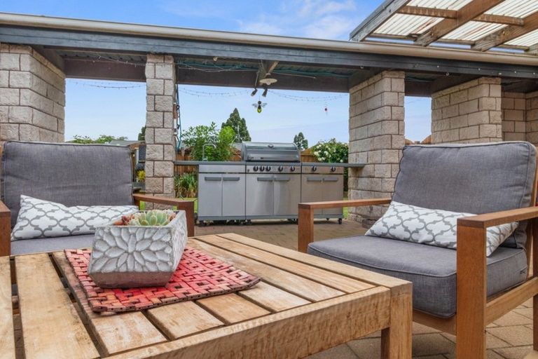 Photo of property in 2 Fencourt Crescent, Katikati, 3129