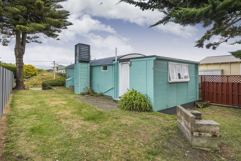 Photo of property in 670 Waitarere Beach Road, Waitarere Beach, Levin, 5510