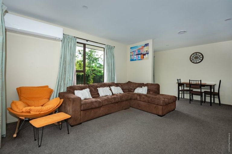 Photo of property in 33a Cardigan Bay Place, Addington, Christchurch, 8024