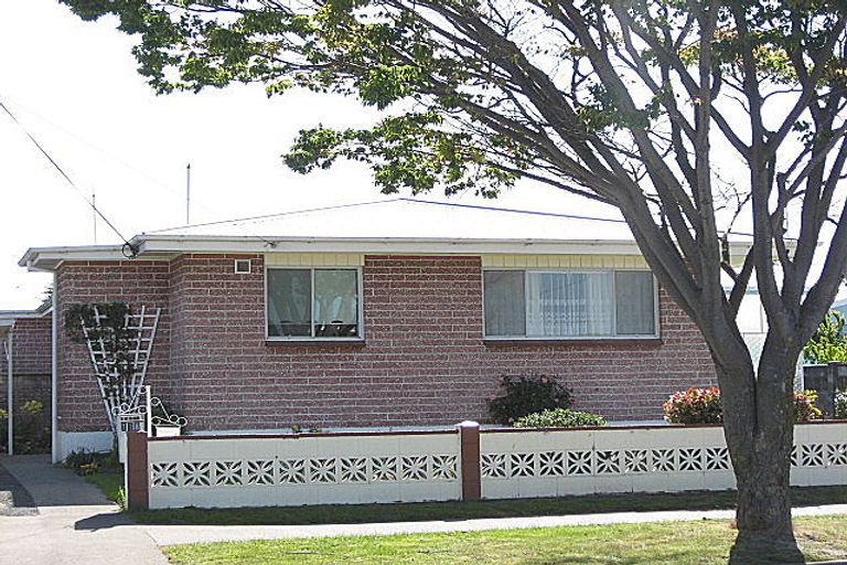 Photo of property in 2/138 Weld Street, Redwoodtown, Blenheim, 7201