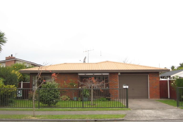 Photo of property in 1b Mckenzie Avenue, Marewa, Napier, 4110