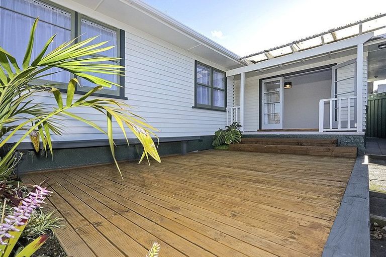 Photo of property in 42 Cook Street, Gate Pa, Tauranga, 3112