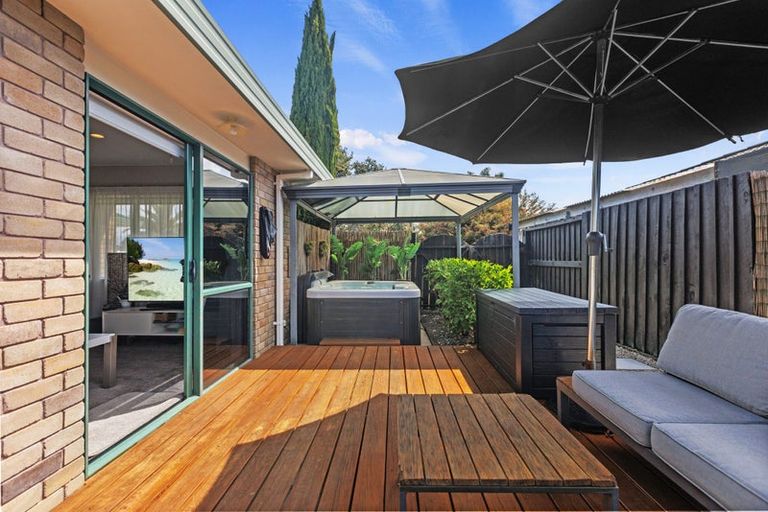 Photo of property in 21 Romana Crescent, Papamoa Beach, Papamoa, 3118