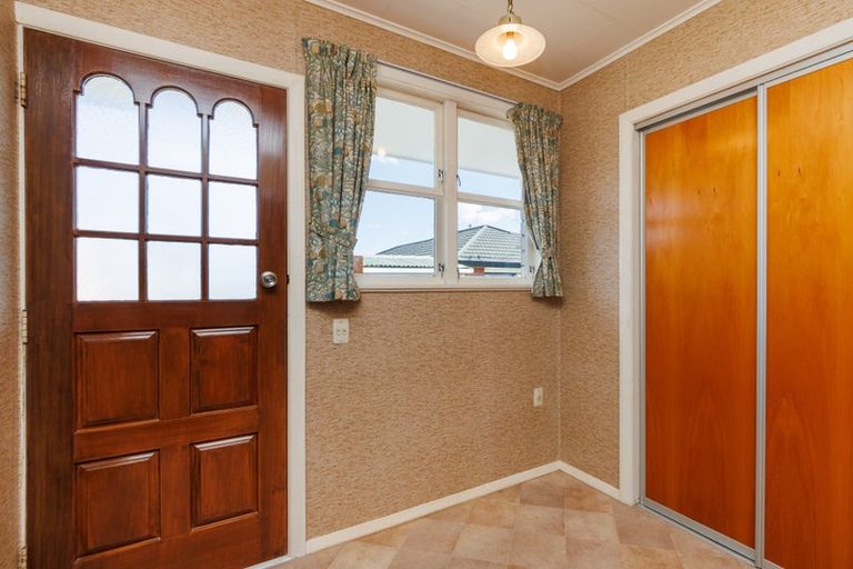 Photo of property in 4 Edwards Place, Terrace End, Palmerston North, 4410
