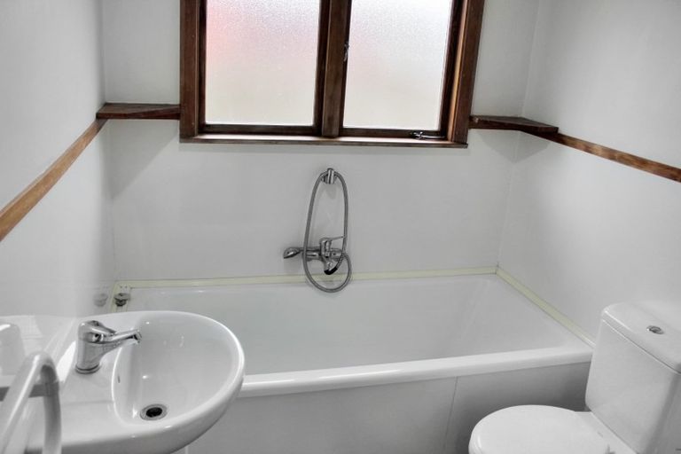 Photo of property in 5 Greers Road, Ilam, Christchurch, 8041