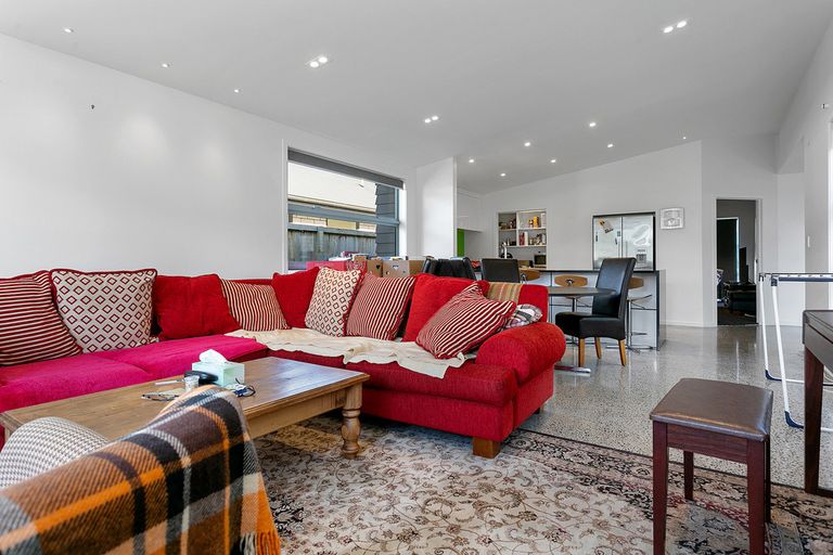 Photo of property in 30 Tulip Drive, Cambridge, 3434