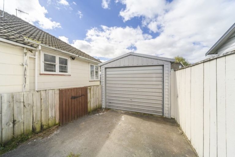 Photo of property in 918 Tremaine Avenue, Roslyn, Palmerston North, 4414