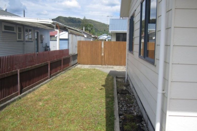 Photo of property in 11 Blake Street, Blaketown, Greymouth, 7805