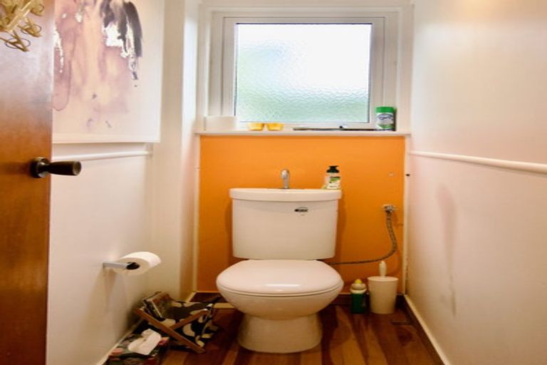 Photo of property in 87 Taurus Crescent, Beach Haven, Auckland, 0626