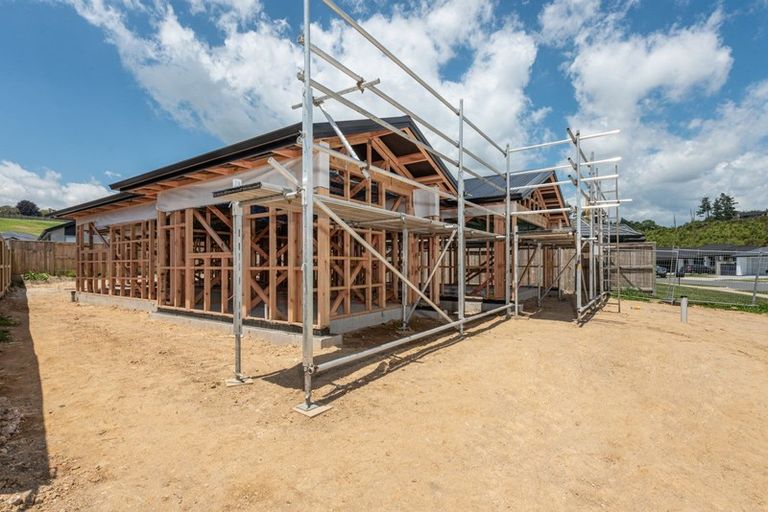 Photo of property in 126 Whakaturou Crescent, Pyes Pa, Tauranga, 3112