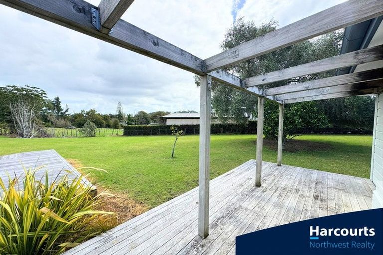 Photo of property in 26 Riverlea Road, Whenuapai, Auckland, 0618