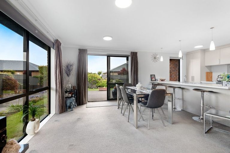 Photo of property in 11 Didham Drive, Mosgiel, 9024