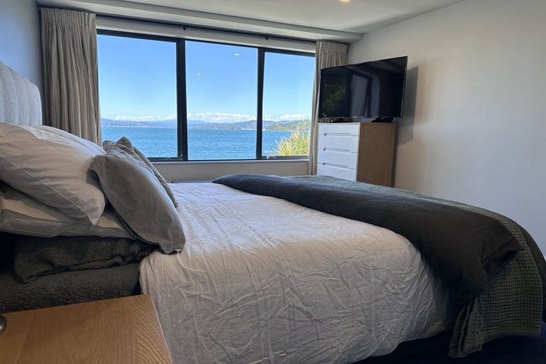 Photo of property in 1/148 Evans Bay Parade, Roseneath, Wellington, 6021