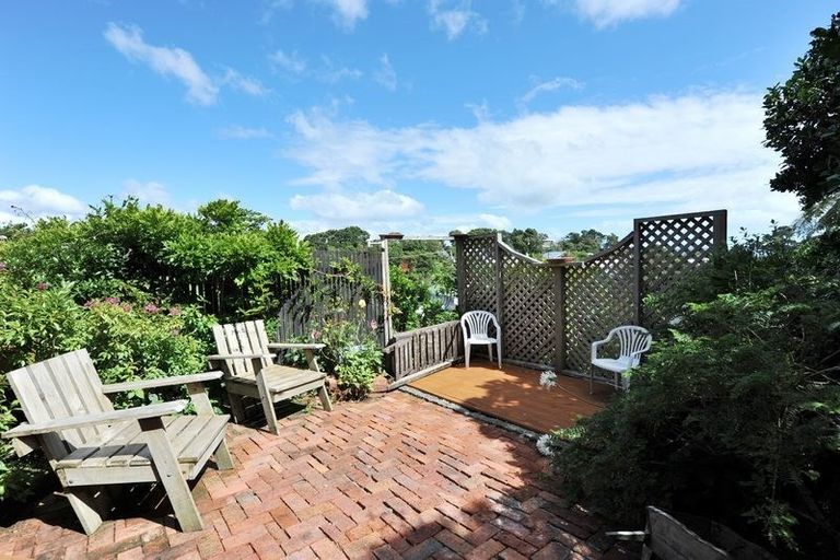 Photo of property in 37b London Road, Korokoro, Lower Hutt, 5012