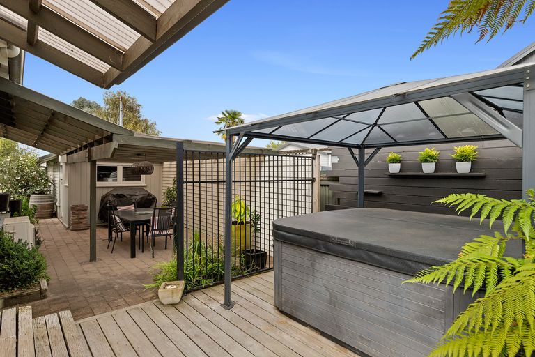 Photo of property in 28 Waikato Esplanade, Ngaruawahia, 3720