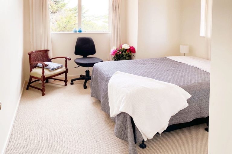 Photo of property in 25 Bronte Place, Somerville, Auckland, 2014