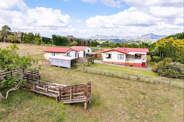 Photo of property in 174 Whatitiri Road, Maungatapere, Whangarei, 0179