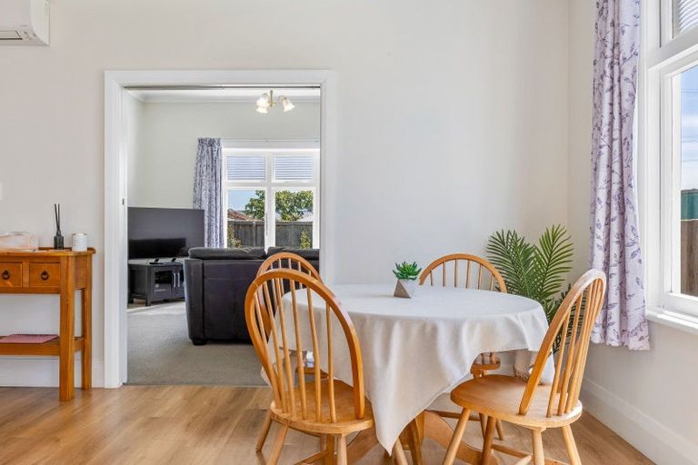 Photo of property in 121 Kippenberger Avenue, Rangiora, 7400