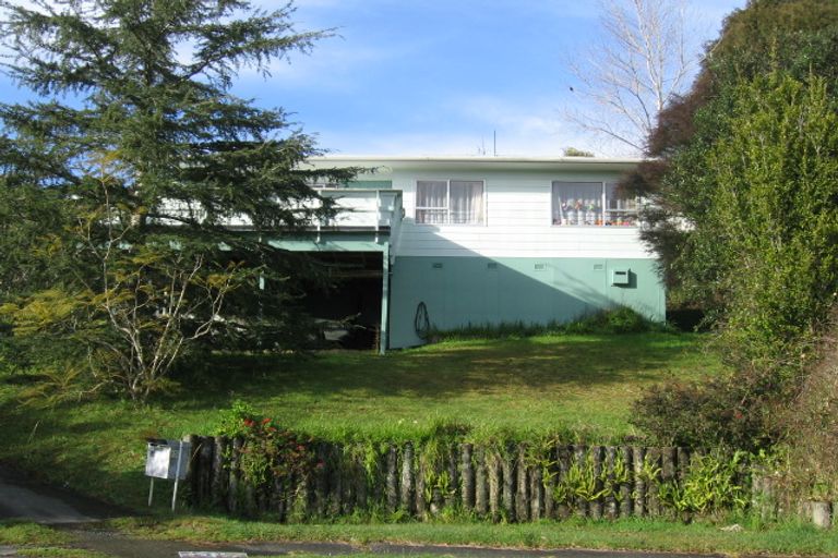 Photo of property in 15 Mariposa Place, Te Kamo, Whangarei, 0112