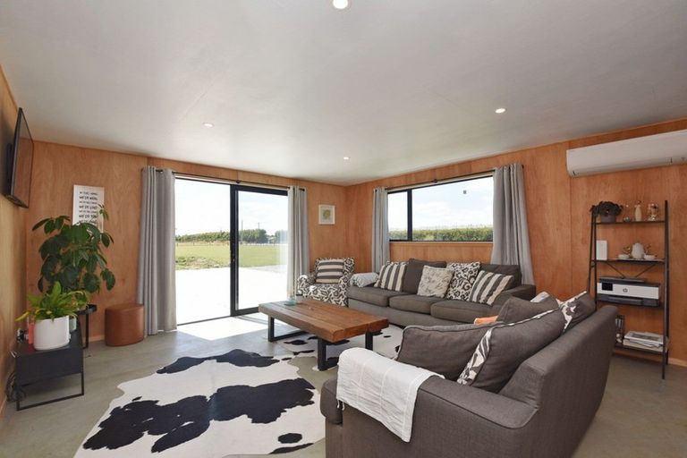 Photo of property in 283 West Plains School Road, West Plains, Invercargill, 9874