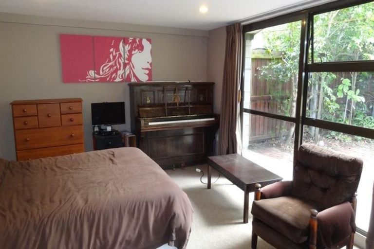 Photo of property in 33 Farrington Avenue, Bishopdale, Christchurch, 8053