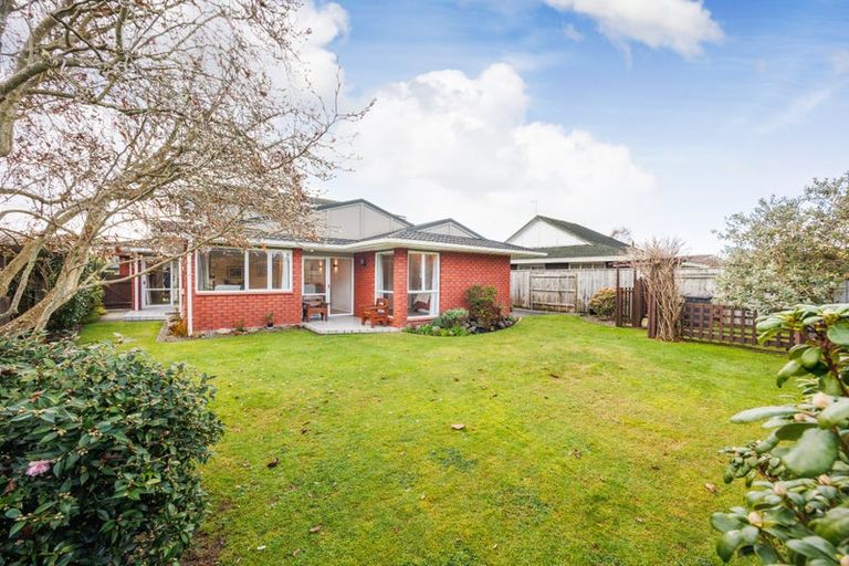 Photo of property in 23 Kentucky Way, Awapuni, Palmerston North, 4412