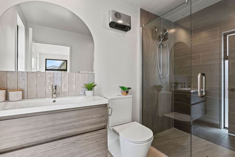 Photo of property in 20 Eccles Place, Halswell, Christchurch, 8025