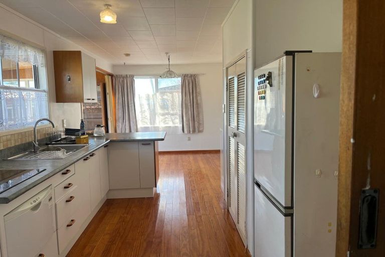 Photo of property in 39 Marvon Downs Avenue, Pakuranga Heights, Auckland, 2010