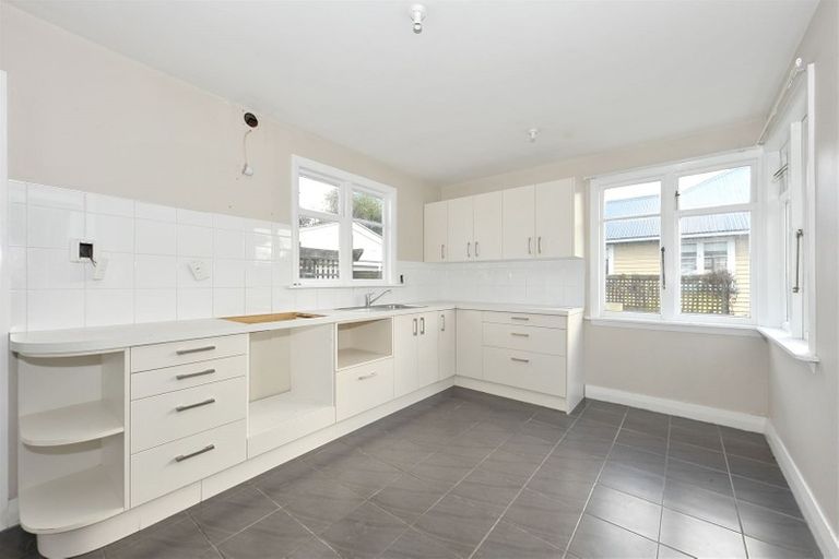 Photo of property in 147 Langdons Road, Northcote, Christchurch, 8052