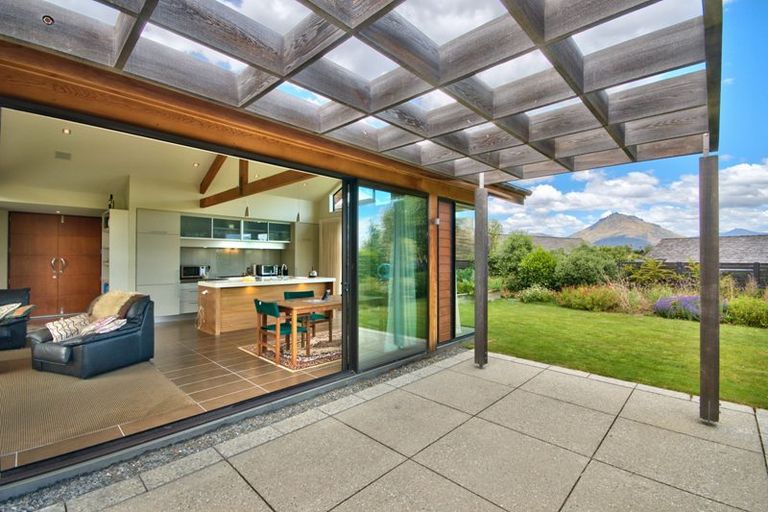 Photo of property in 8 Rannoch Drive, Jacks Point, Queenstown, 9371