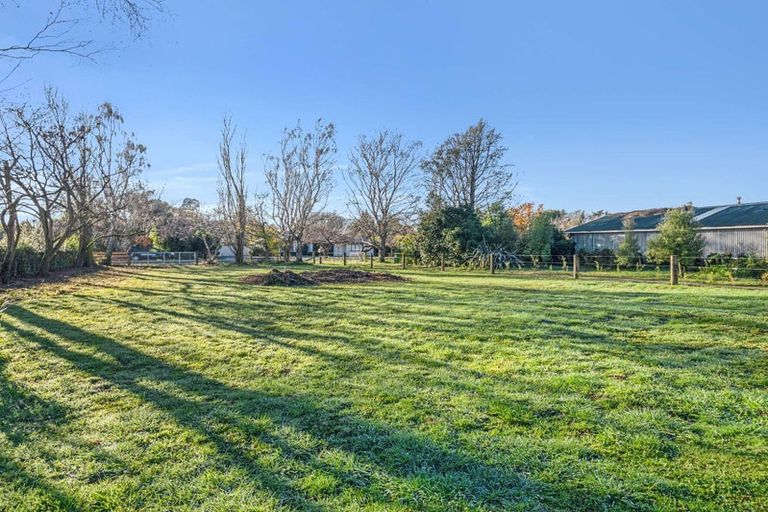 Photo of property in 14-16 Sarsfield Street, Southbridge, 7602