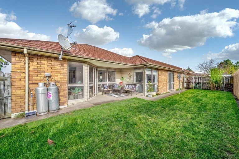 Photo of property in 1/15 Golfland Drive, Golflands, Auckland, 2013