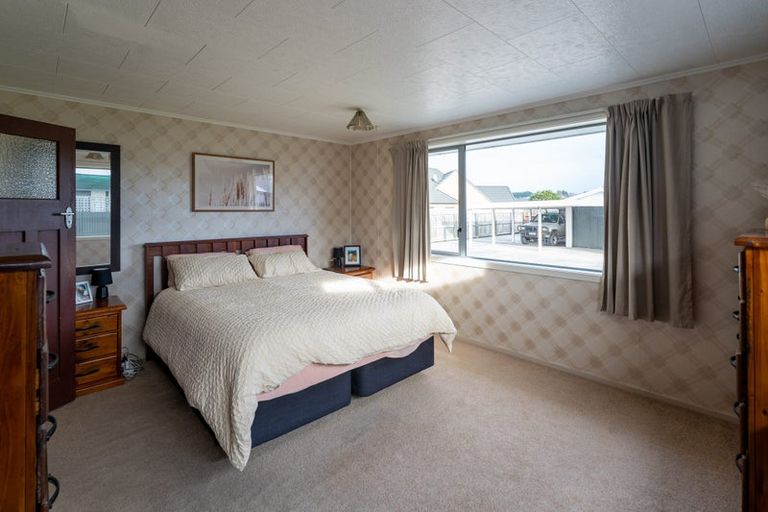 Photo of property in 32 Kakapo Street, Gore, 9710