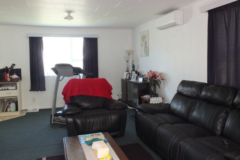 Photo of property in 2a Gladstone Street, Foxton, 4814