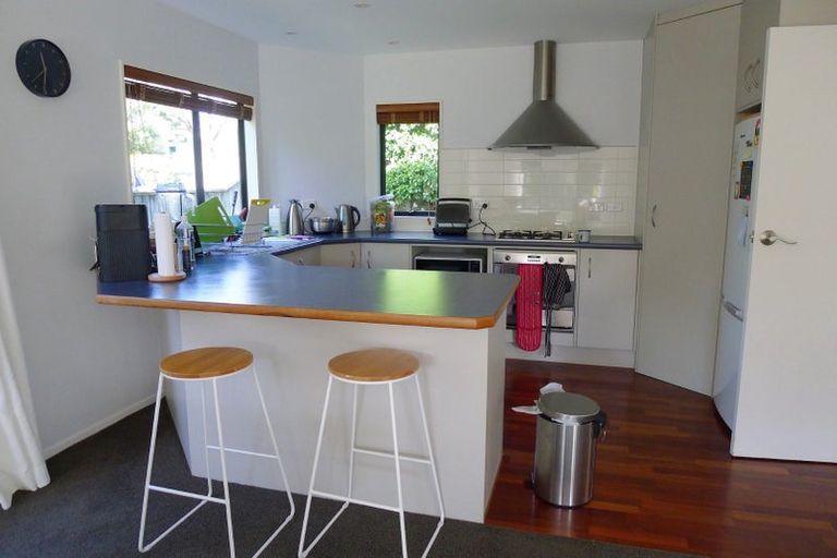 Photo of property in 2b Observatory Close, Whitby, Porirua, 5024