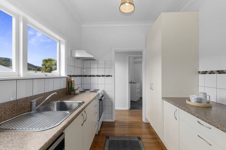 Photo of property in 14c Sharpe Crescent, Wainuiomata, Lower Hutt, 5014