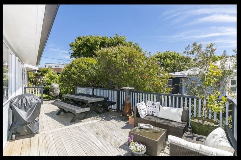 Photo of property in 11a Box Hill, Khandallah, Wellington, 6035