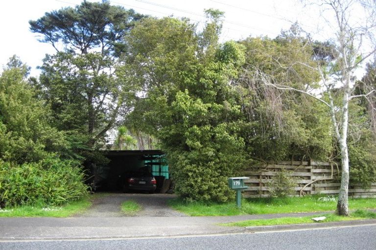 Photo of property in 170 Kauri Road, Whenuapai, Auckland, 0618