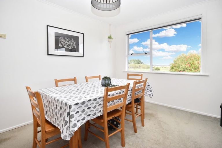 Photo of property in 107 Wallace Road, Mangere Bridge, Auckland, 2022