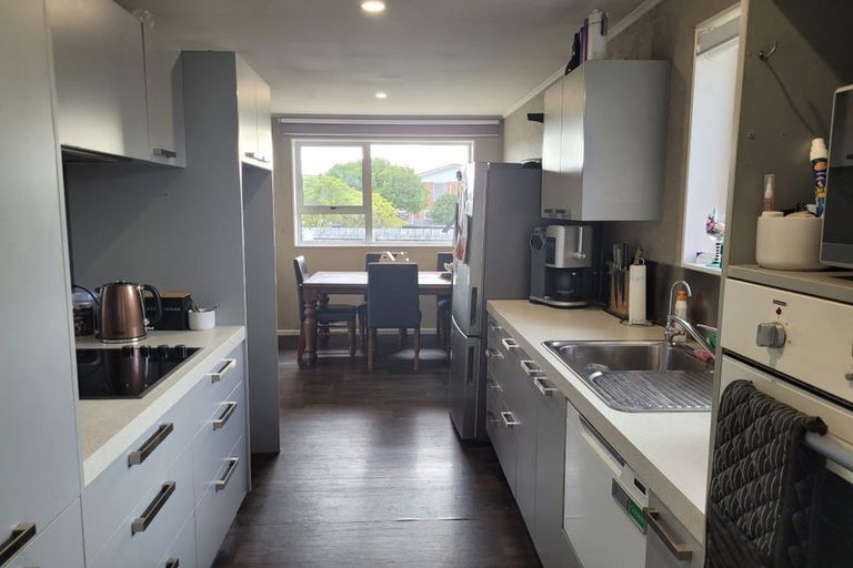 Photo of property in 100 Dunbeath Crescent, Kew, Invercargill, 9812