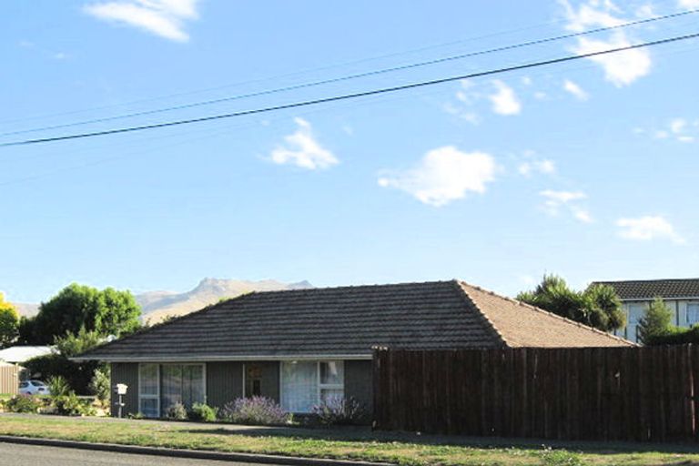 Photo of property in 51 Maces Road, Bromley, Christchurch, 8062