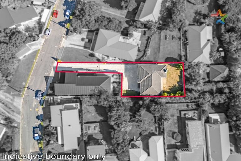 Photo of property in 24 Martin Grove, Normandale, Lower Hutt, 5010