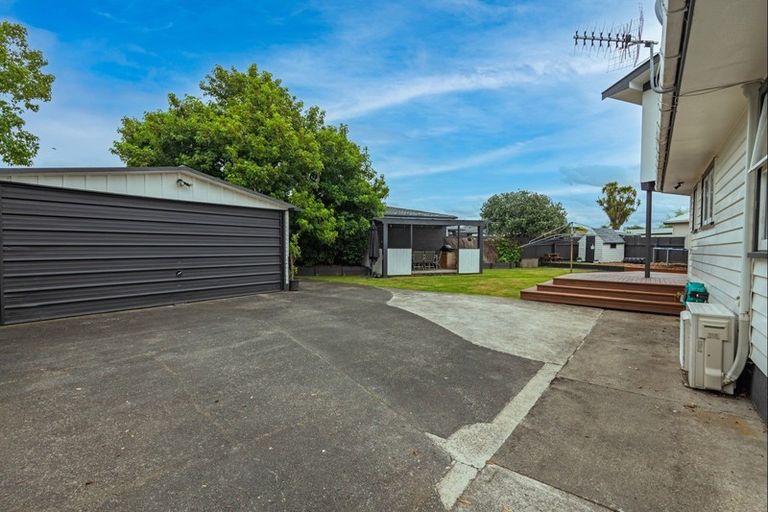 Photo of property in 8 Cohen Place, Milson, Palmerston North, 4414